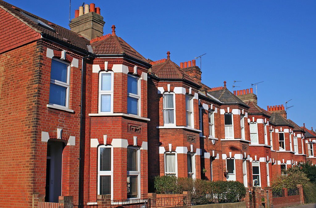 "Terraced houses in St Margarets, Twickenham (London)" "Terraced houses in St Margarets, Twickenham (London)"